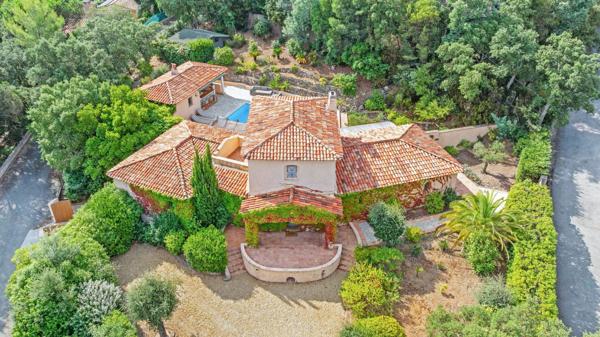 Vente Maison provençale de luxe La Croix-Valmer 6 Pièces 185 m²