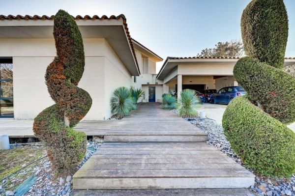 Vente Maison de luxe Aix-en-Provence 6 Pièces 330 m²