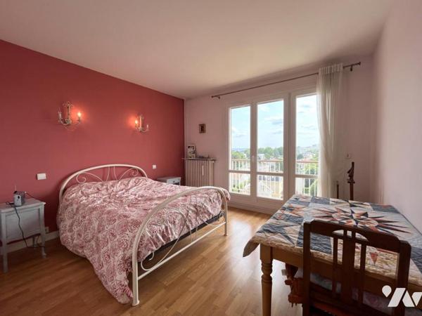 REIMS - Appartement Type 6 avec balcon et garage