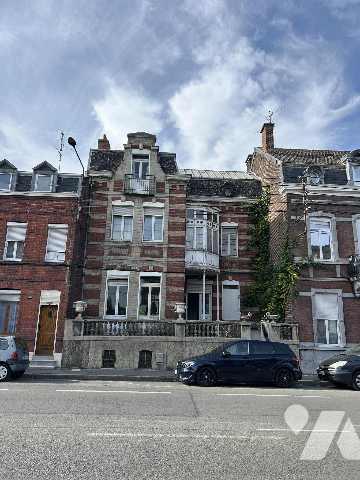 À Vendre à ANZIN limitrophe VALENCIENNES– Maison de Maître avec Fort Potentiel d'environ 275 m²