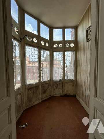 À Vendre à ANZIN limitrophe VALENCIENNES– Maison de Maître avec Fort Potentiel d'environ 275 m²