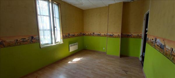 Maison à vendre |  Les Églisottes-et-Chalaures |  7 pièces | 152 m²