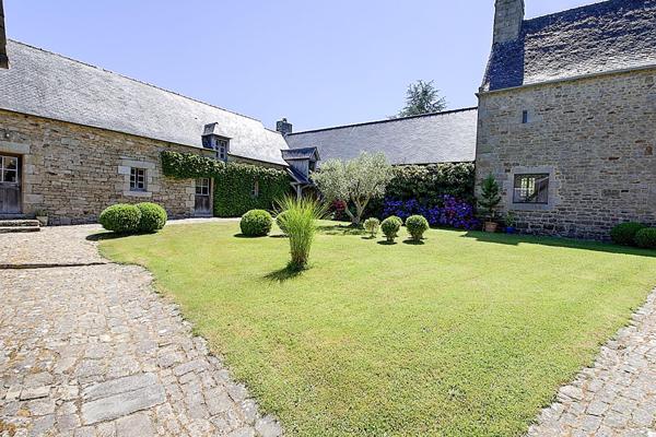Manoir d’exception aux portes de la Côte de Granit Rose