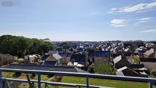 Appartement à vendre à Saint-Malo en Ille-et-Vilaine (35400), ref : 35084-759   
Paramé