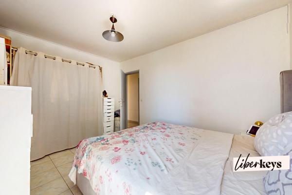 Appartement 5 pièces 93 m² avec balcon, cave et parking – Colombes centre, gare à 10 min)