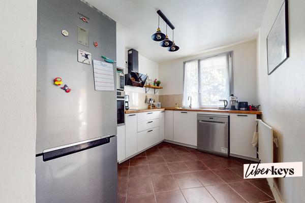 Appartement 5 pièces 93 m² avec balcon, cave et parking – Colombes centre, gare à 10 min)