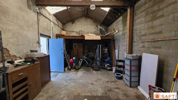 Grande maison bourgeoise T6 en cœur de ville avec grande cour et garage