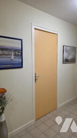 Appartement type 3 avec cave, parking et garage