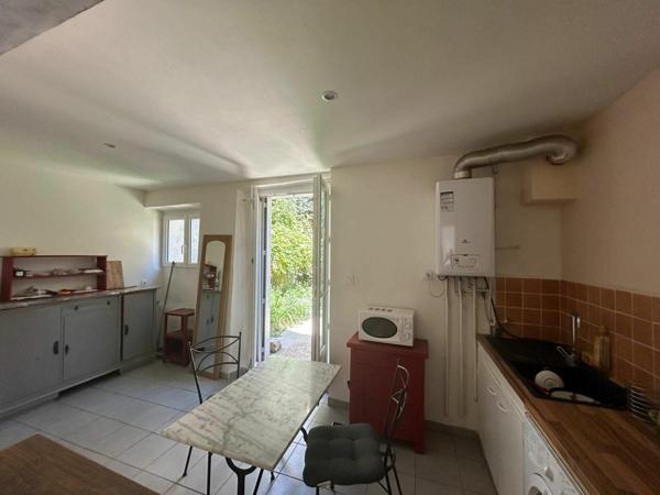 Maison à vendre    3 pièces •  Avignon