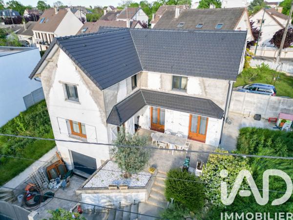 Maison à vendre 5 pièces 141 m² Pontault-Combault