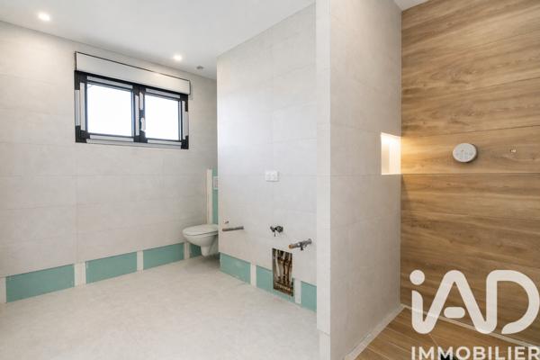 Maison à vendre 5 pièces 141 m² Pontault-Combault