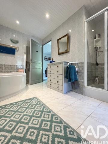 Maison à vendre 6 pièces 200 m² Voreppe