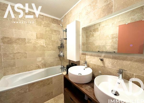 Appartement à vendre 3 pièces 63 m² Saint-Cyr-sur-Mer