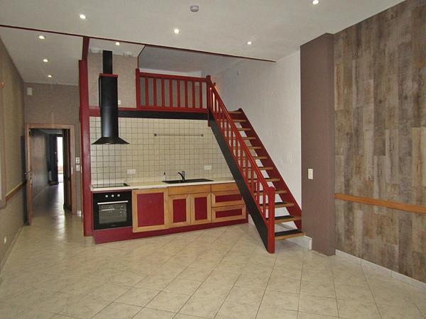 Vente                                                      Immeuble
                        
                     7 pièces                      178 m2                     à Raon-l'Étape