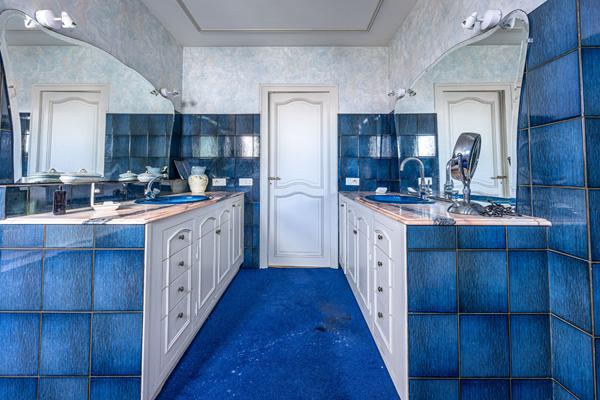 Emplacement d'exception pour cette villa  VUE  MER de 230 m2 avec piscine