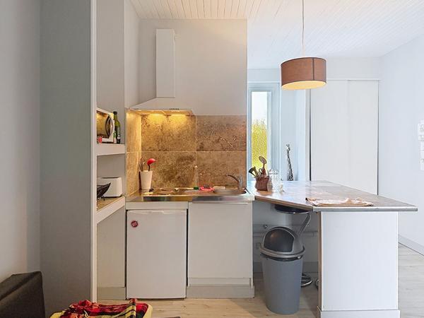 T2 meublé avec locataire en place - Faibles charges - Proche Saumur