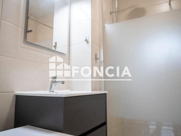 Location Studio meublé 33.7 m² - 138 RUE DE STRASBOURG - 3 RUE DES OISEAUX Mulhouse 68200