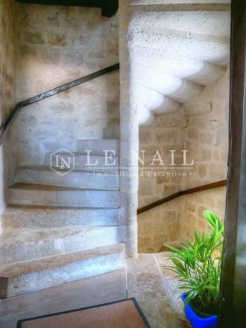 Demeure avec local professionnel et appartement annexe