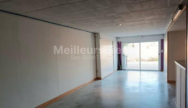 Baisse de prix à saisir : Magnifique villa 175m² habitables avec piscine sur 990m² de terrain secteur residentiel