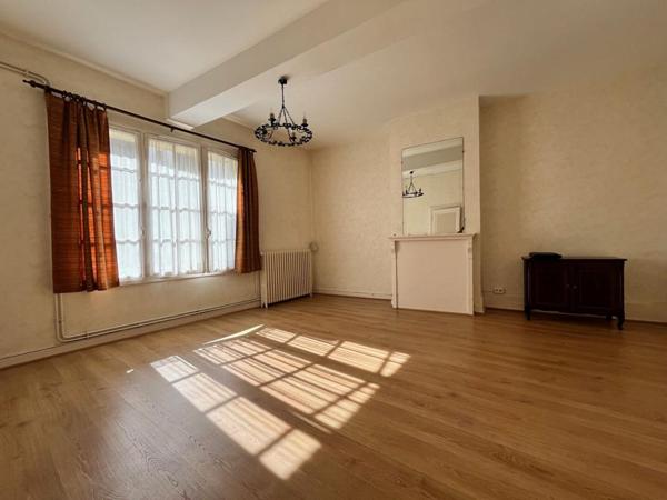 Maison de ville Moulins 9 pièce(s) 200 m2