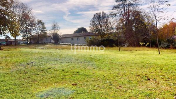 Terrain à bâtir 1 436 m² – Parcelle confortable – Rion-des-Landes