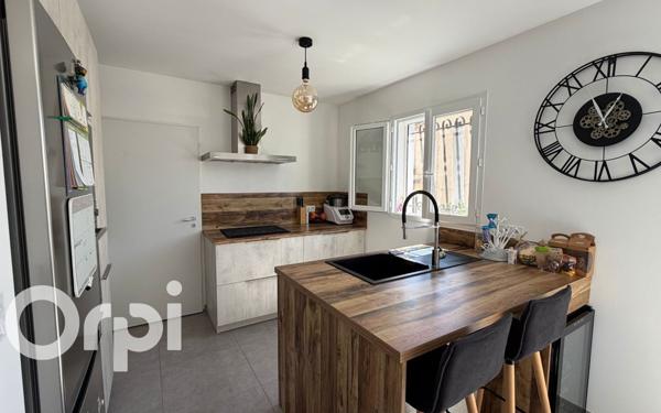 Maison à vendre    4 pièces •  Saint-Martin-de-Crau