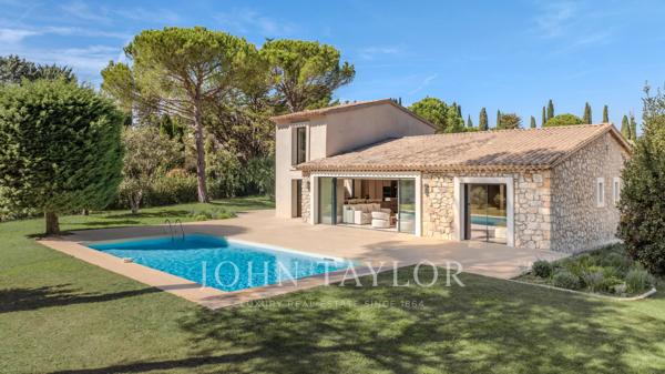 Bastide Provençale Contemporaine à Mougins