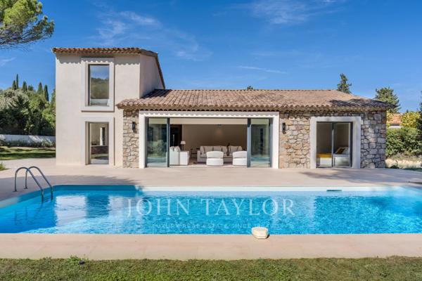 Bastide Provençale Contemporaine à Mougins