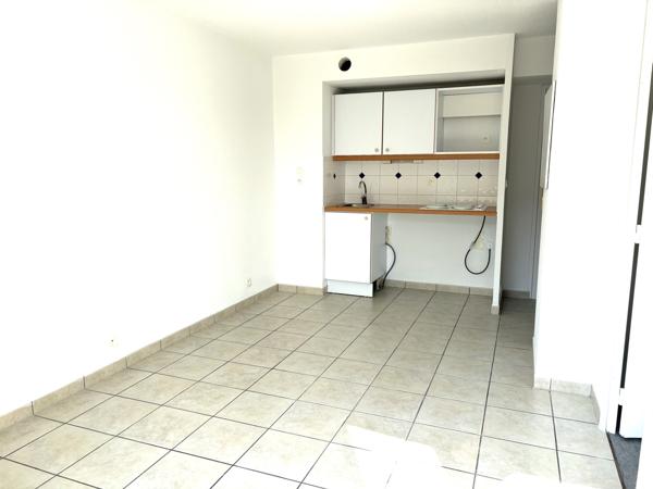 Port Guillaume - Coquet appartement 2 pièces exposé plein Sud