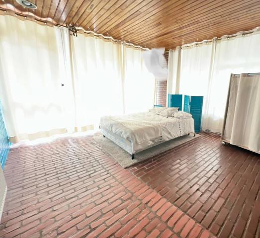 maison plain-pied 280 m2 sur 4787 m2