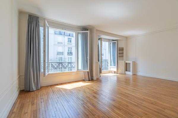 Porte de Champerret / Jean Moreas - Très bel appartement 4 pièces 2 chambres - Etage élevé, ascenseur, ensoleillé