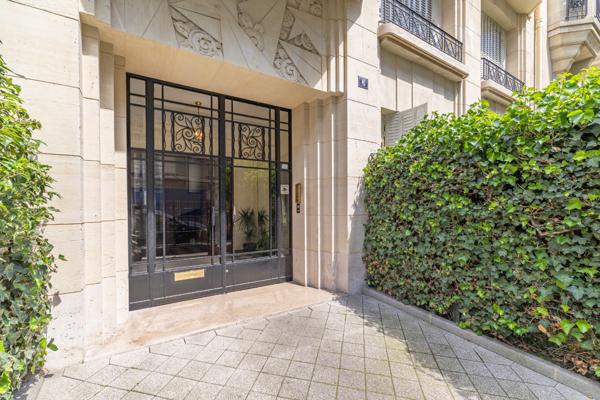 Porte de Champerret / Jean Moreas - Très bel appartement 4 pièces 2 chambres - Etage élevé, ascenseur, ensoleillé