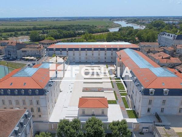 Location Appartement 2 pièces 38.44 m² - 16 RUE BAZEILLES Rochefort 17300