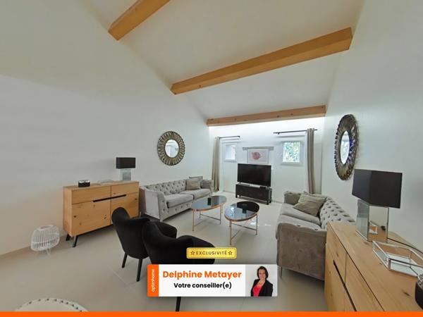 🏡 Superbe duplex rénové avec grand garage, cave à fort potentiel et terrasse sans vis-à-vis, Gonfaron centre