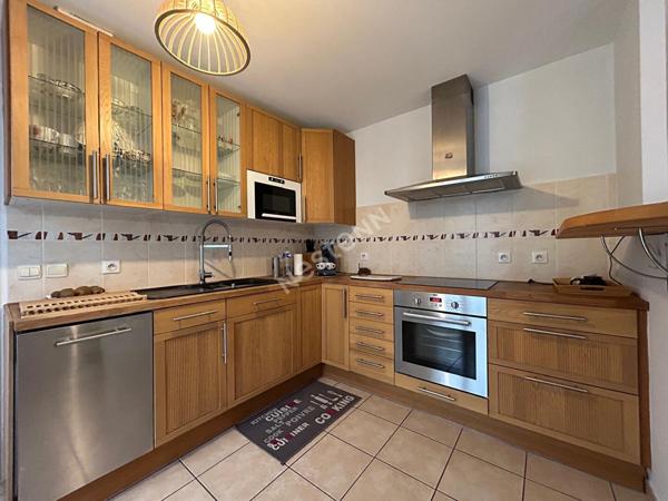 MAISON OSNY - SECTEUR L'OSERAIE - 5 pièces - 3 chambres de 83.62m2 hab.