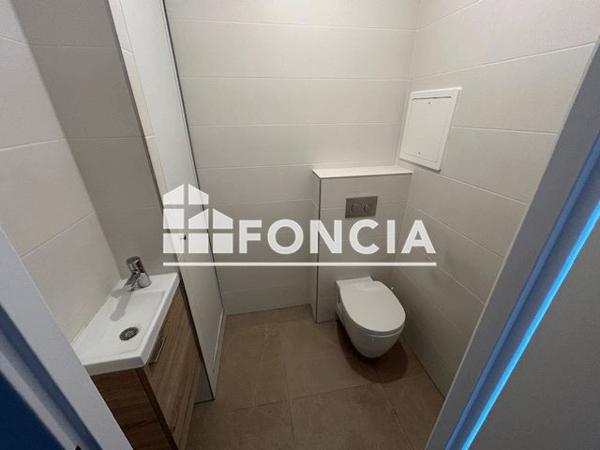 Location Appartement 3 pièces 67.5 m² - 13 RUE DU MARCHE Antony 92160