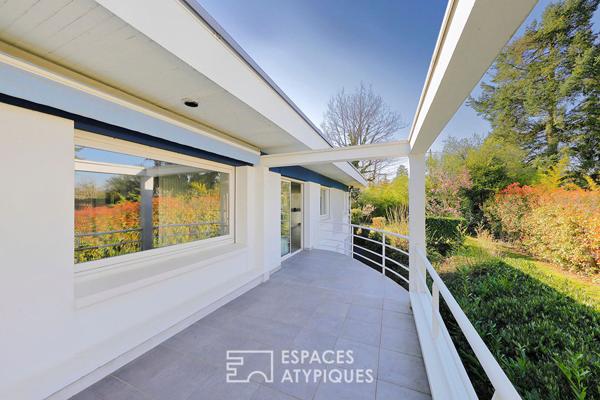 Maison d’architecte aux belles possibilités d’aménagement