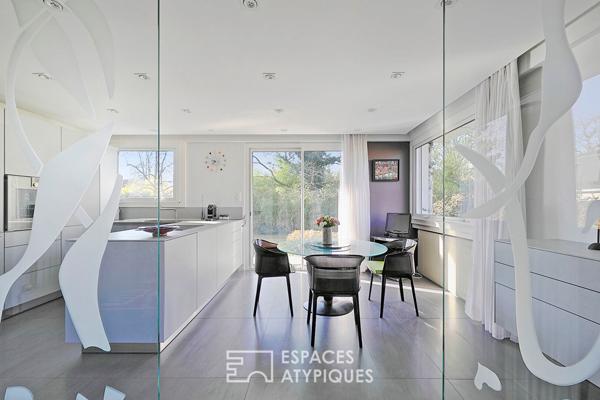 Maison d’architecte aux belles possibilités d’aménagement