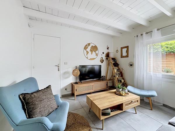 Retour à la vente - Maison de ville avec terrasse - Coup de Cœur assuré
