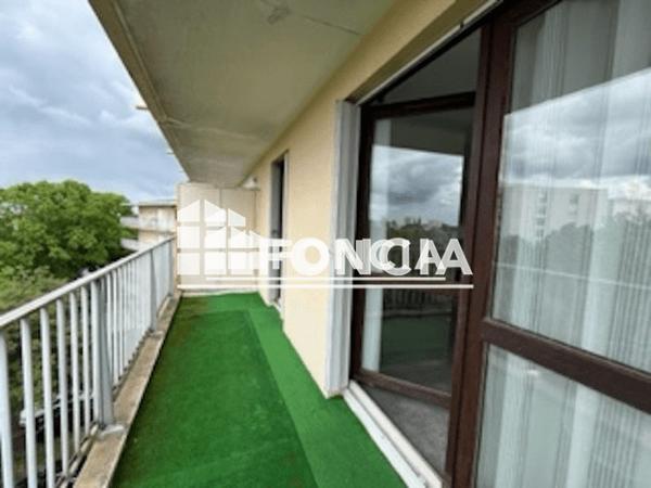 Location Studio meublé 32.91 m² - 1 ALLEE RONSARD Angouleme 16000