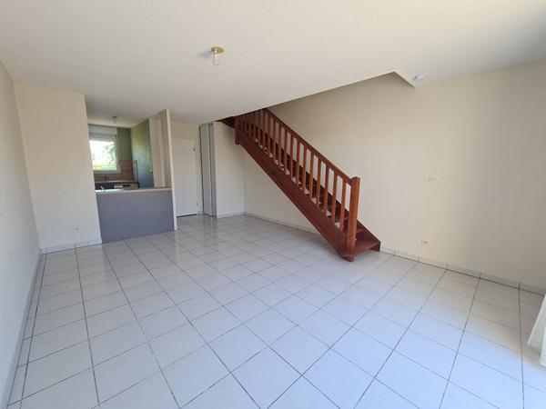 A louer Maison T3 Les Billaux 64.93 m2