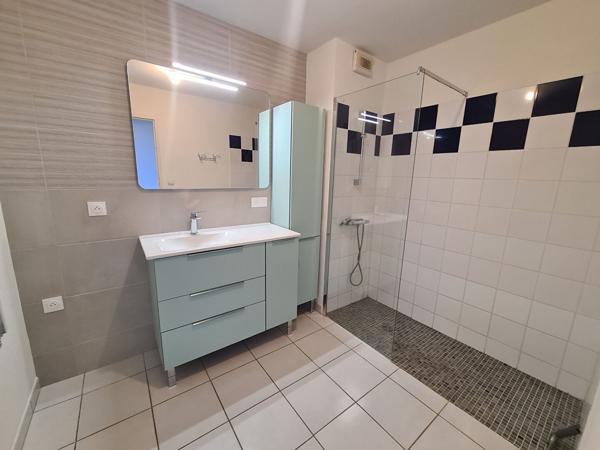 A louer Maison T3 Les Billaux 64.93 m2