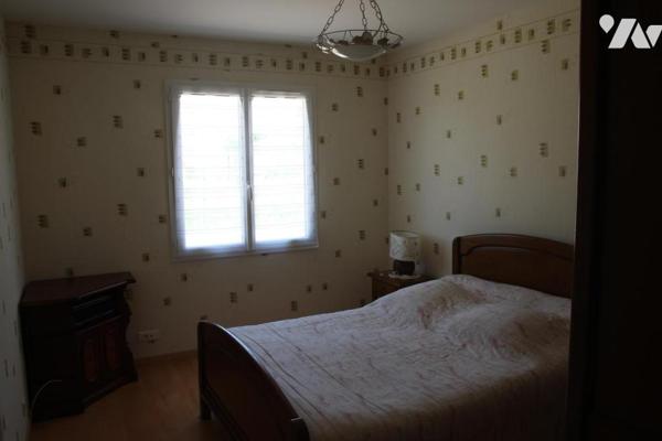 CHAURAY, MAGNIFIQUE VILLA DE 224M2 HABITABLE SUR 1926M2 DE TERRAIN AVEC PISCINE SANS VIS-A-VIS.