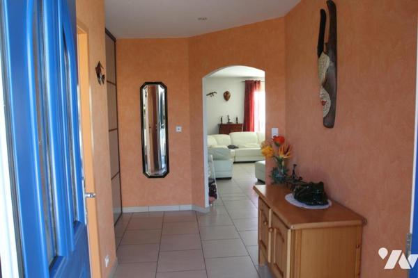 CHAURAY, MAGNIFIQUE VILLA DE 224M2 HABITABLE SUR 1926M2 DE TERRAIN AVEC PISCINE SANS VIS-A-VIS.