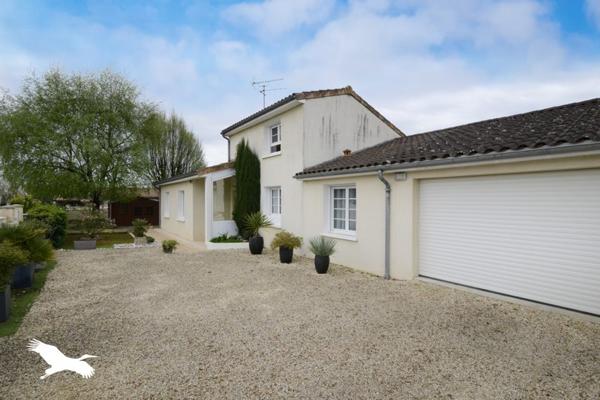 Maison à vendre |  Puymoyen |  5 pièces | 153 m²