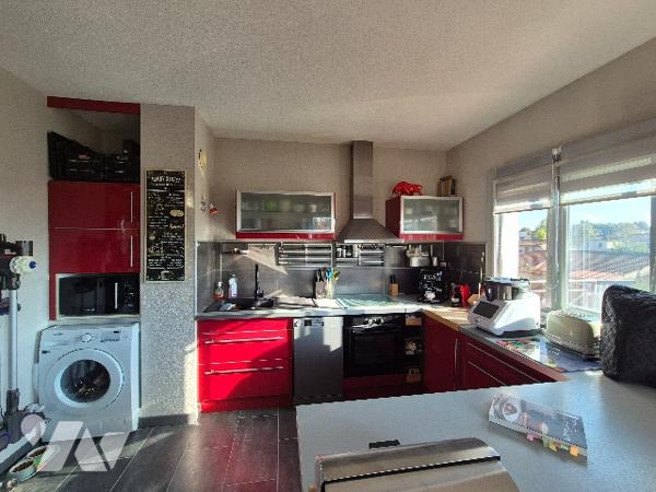 ISLE JOURDAIN (32600) Appartement T3 de 72m².