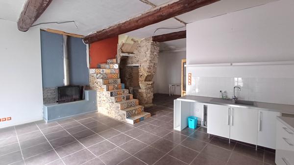 Sainte-Valière (11120) Maison de Village avec terrasse à rénover