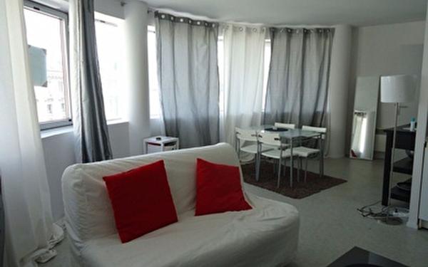 Appartement à louer    1 pièce •  Tours