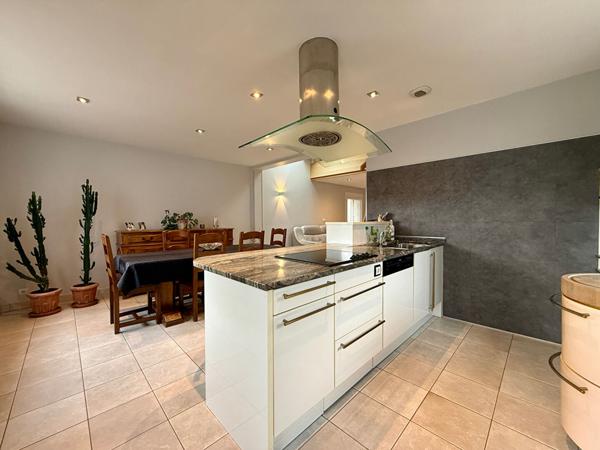 Rez-de-jardin agréable proche de toutes les commodités