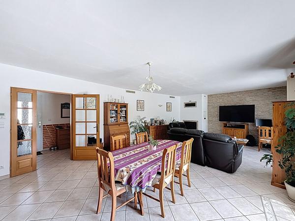 A 10MIN DE PAMIERS : MAISON T4 DE PP AVEC JARDIN, GARAGE ET PISCINE